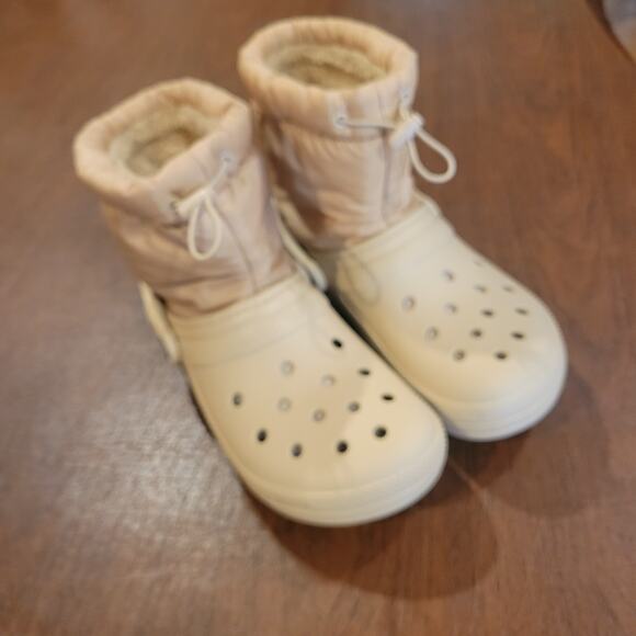 Crocs Classic Lined Neo Puff Boot Bone Dusty Pink Mens Sz 5/Womens Sz 7 206630 - Picture 11 of 12